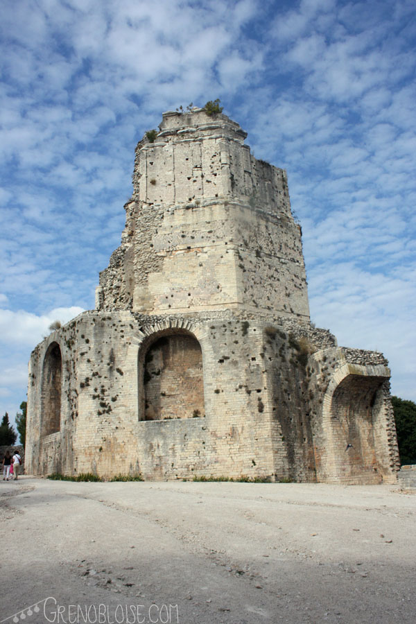 La Tour Magne - The Magne Tower (Jardins de la Fontaine)